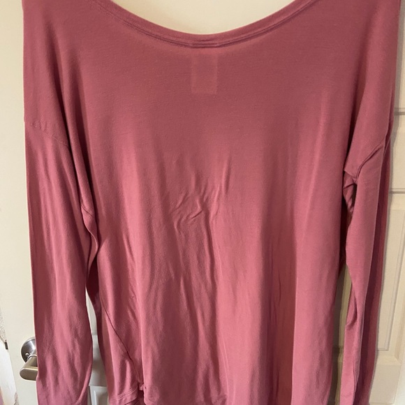Victoria’s Secret PINK Long Sleeve Top - Picture 3 of 3